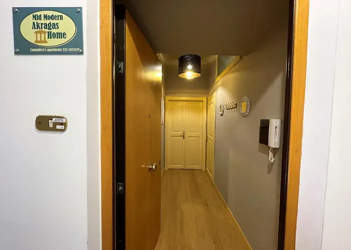 Mid Modern Akragas In Center With Sea View *