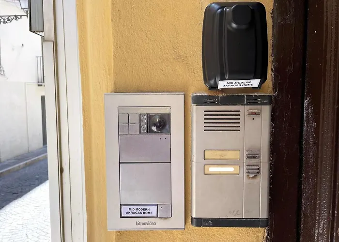 Mid Modern Akragas In Center With Sea View Agrigento